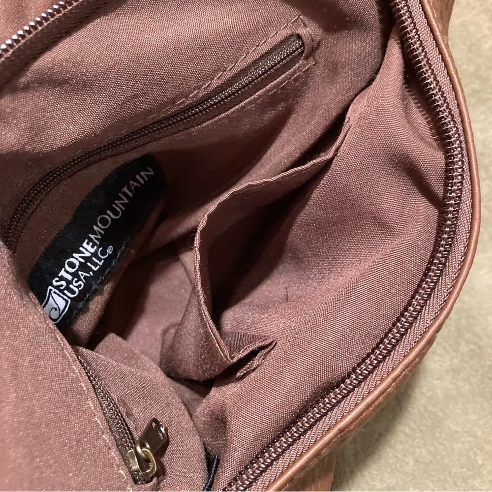 NWOT Stone Mountain Shoulder Bag Purse Brown